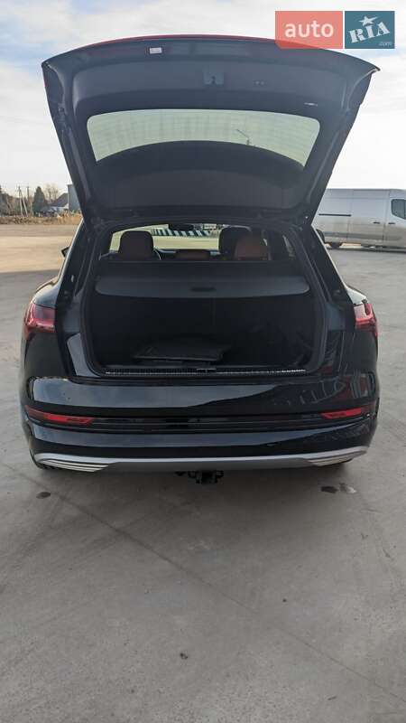 Внедорожник / Кроссовер Audi e-tron 2022 в Львове фото 21 Внедорожник / Кроссовер Audi e-tron 2022 в Львове