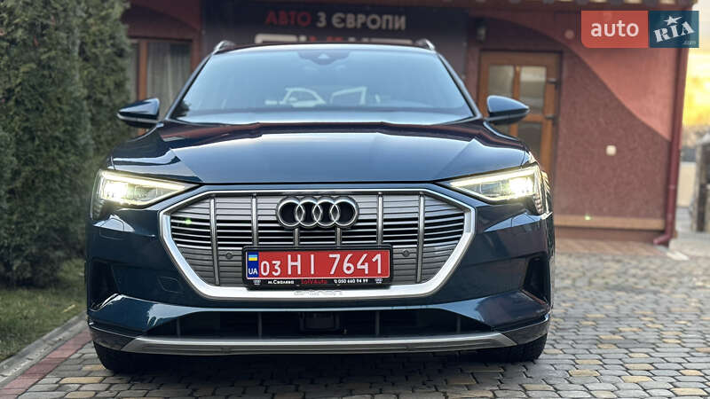 Внедорожник / Кроссовер Audi e-tron 2020 в Сваляве фото 17 Внедорожник / Кроссовер Audi e-tron 2020 в Сваляве