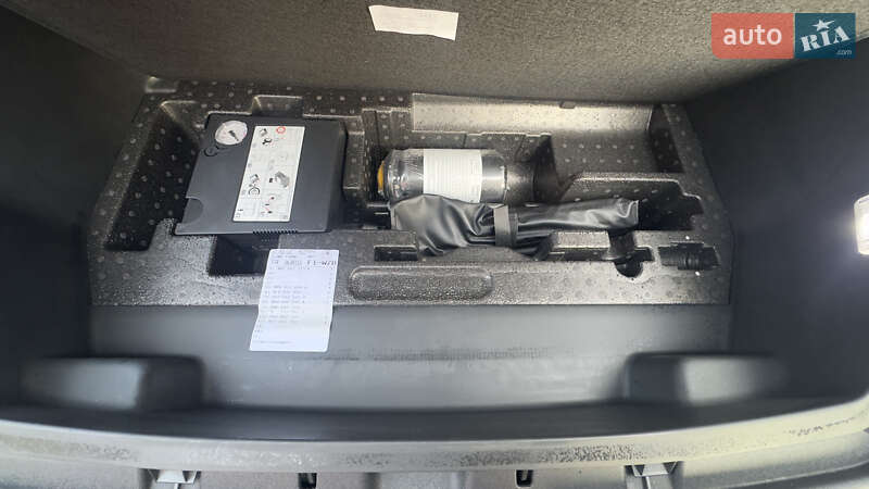 Внедорожник / Кроссовер Audi e-tron 2020 в Сваляве фото 40 Внедорожник / Кроссовер Audi e-tron 2020 в Сваляве