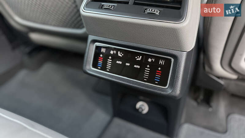 Внедорожник / Кроссовер Audi e-tron 2020 в Сваляве фото 112 Внедорожник / Кроссовер Audi e-tron 2020 в Сваляве