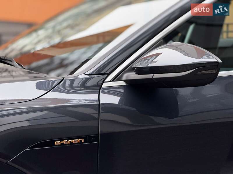 Внедорожник / Кроссовер Audi e-tron 2019 в Ивано-Франковске