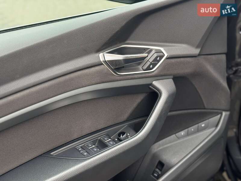 Внедорожник / Кроссовер Audi e-tron 2019 в Ивано-Франковске