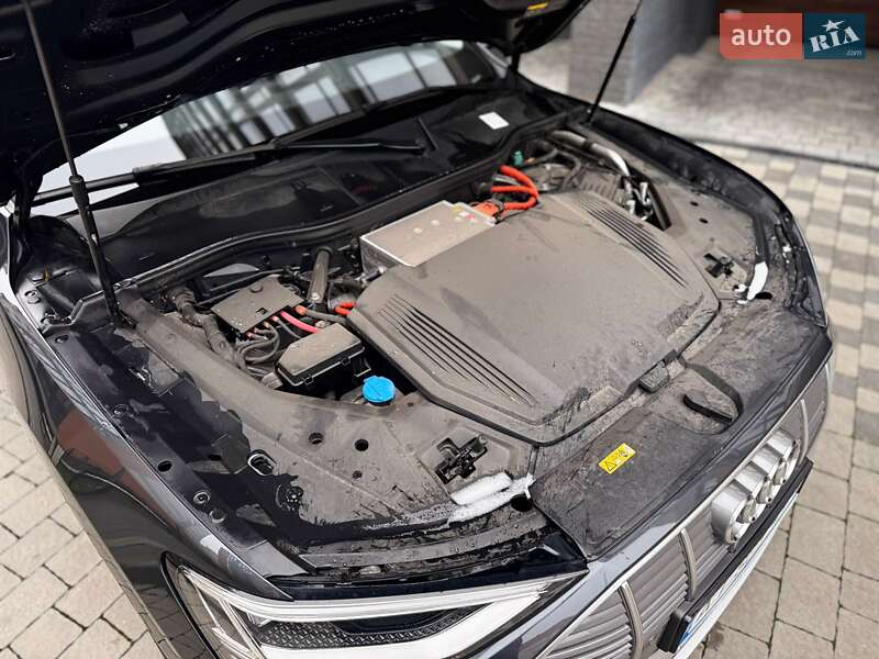 Внедорожник / Кроссовер Audi e-tron 2019 в Ивано-Франковске