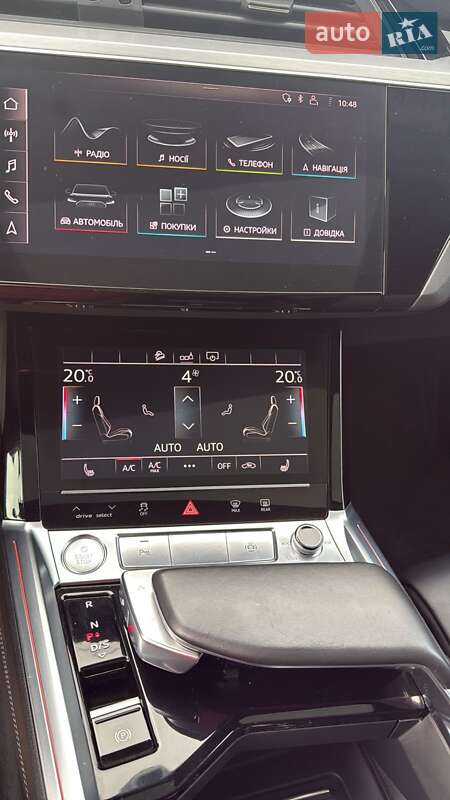 Внедорожник / Кроссовер Audi e-tron 2019 в Хусте