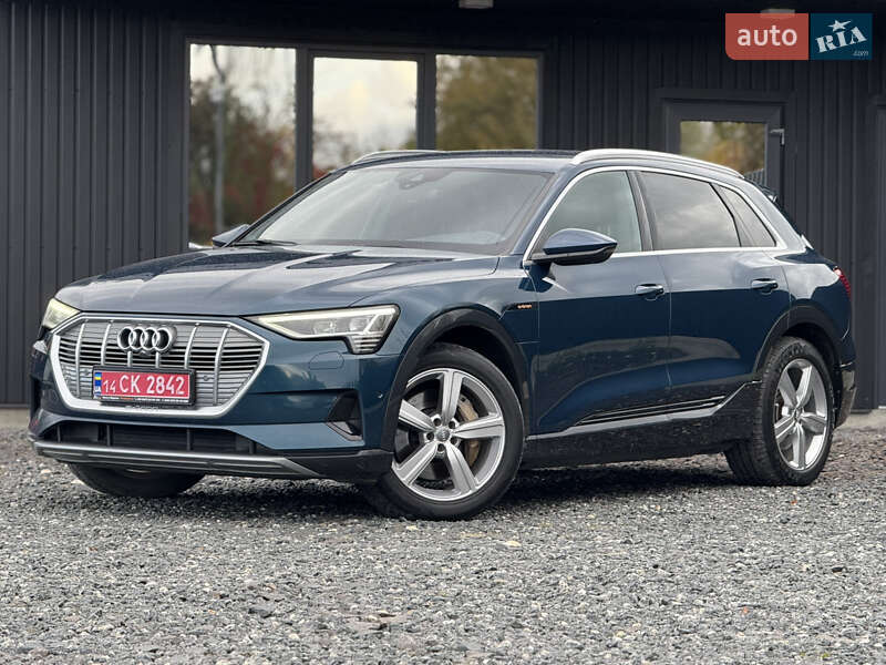 Audi e-tron 2019