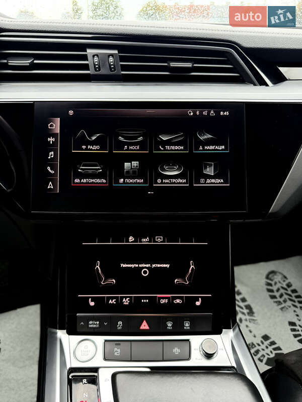 Внедорожник / Кроссовер Audi e-tron 2019 в Дрогобыче