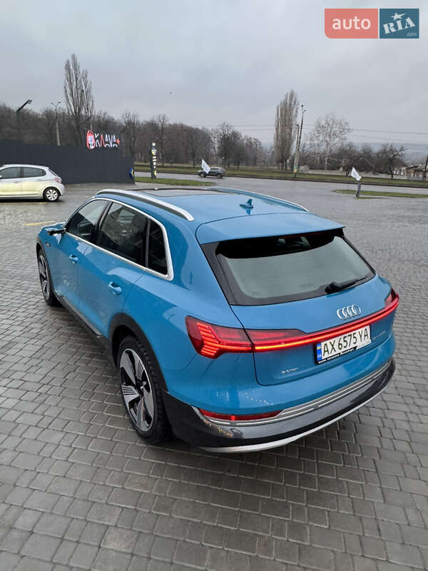 Внедорожник / Кроссовер Audi e-tron 2019 в Харькове