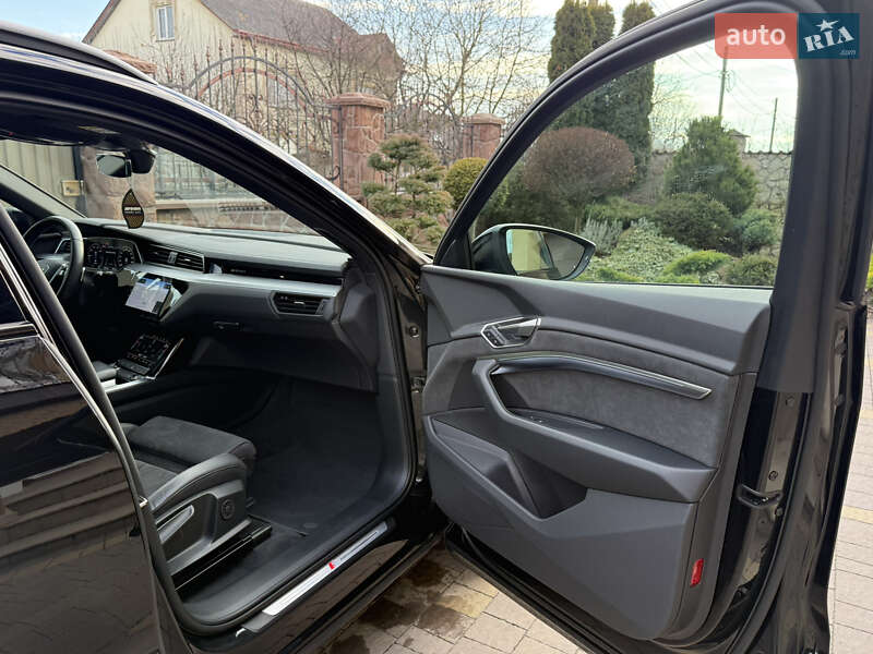 Внедорожник / Кроссовер Audi e-tron 2021 в Тернополе