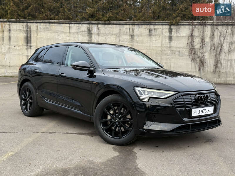 Внедорожник / Кроссовер Audi e-tron 2021 в Ровно фото 5 Внедорожник / Кроссовер Audi e-tron 2021 в Ровно