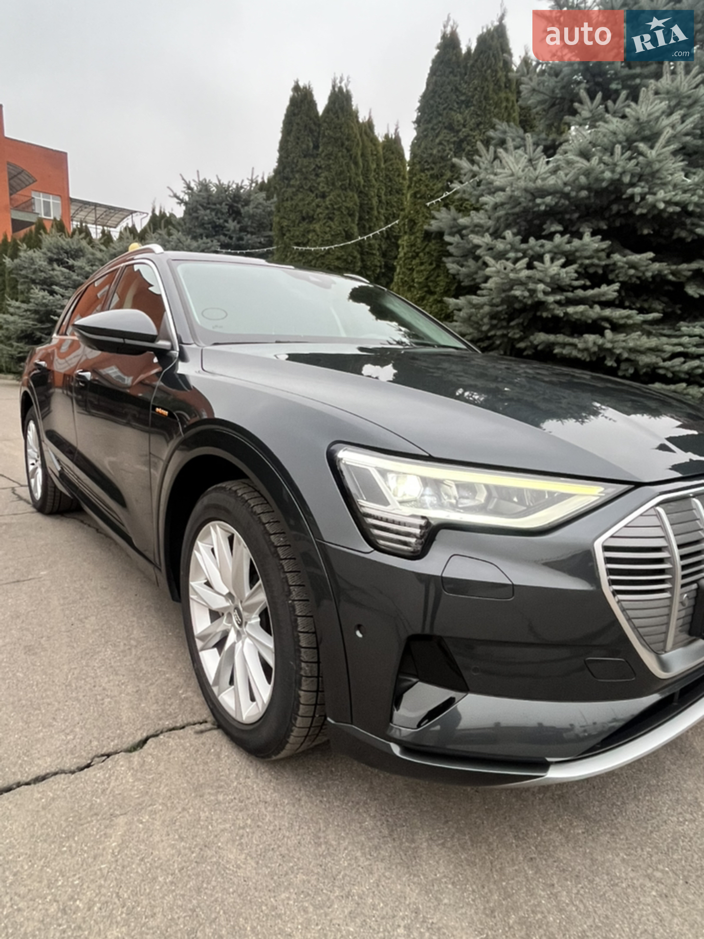 2020 Audi e-tron - мініатюра 5