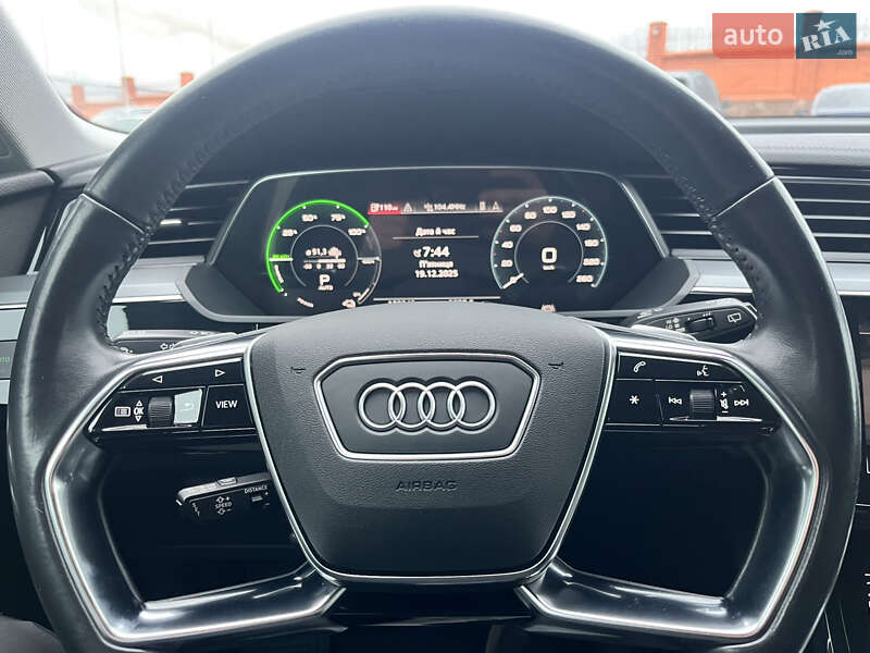 Внедорожник / Кроссовер Audi e-tron 2020 в Умани фото 32 Внедорожник / Кроссовер Audi e-tron 2020 в Умани