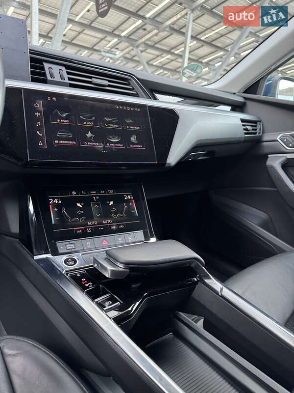 Внедорожник / Кроссовер Audi e-tron 2020 в Львове