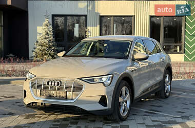 Позашляховик / Кросовер Audi e-tron 2020 в Городку