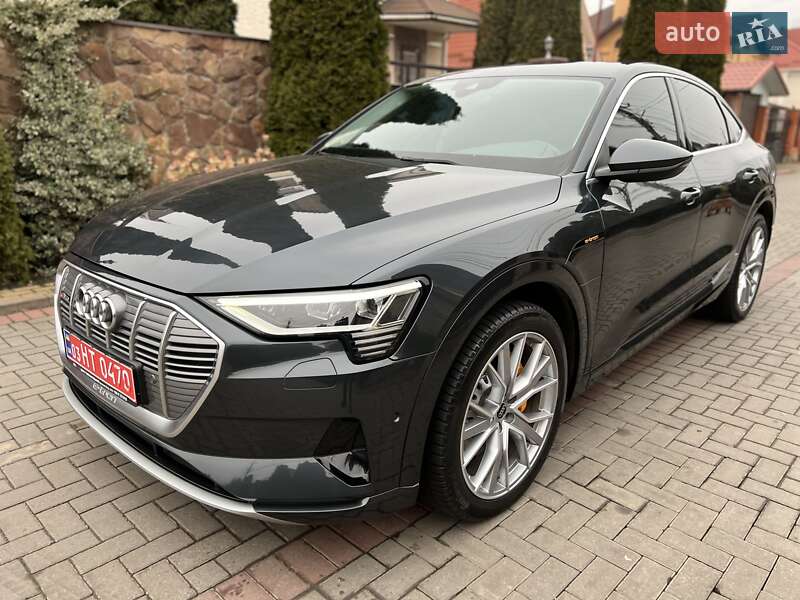 Позашляховик / Кросовер Audi e-tron 2023 в Хмельницькому