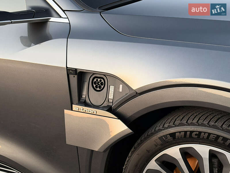 Внедорожник / Кроссовер Audi e-tron 2020 в Львове