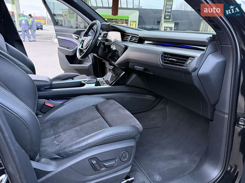 Внедорожник / Кроссовер Audi e-tron 2019 в Трускавце фото 77 Внедорожник / Кроссовер Audi e-tron 2019 в Трускавце