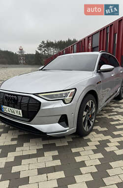 Внедорожник / Кроссовер Audi e-tron 2022 в Львове