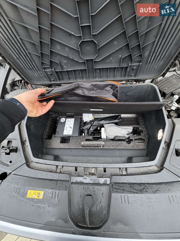 Внедорожник / Кроссовер Audi e-tron 2022 в Львове