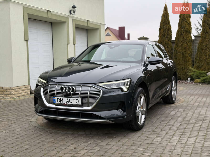 Внедорожник / Кроссовер Audi e-tron 2021 в Тернополе