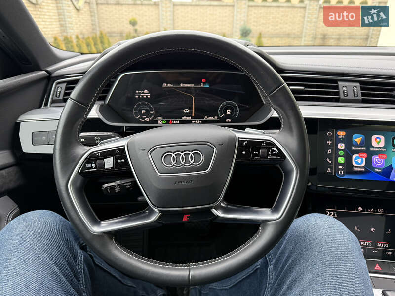 Внедорожник / Кроссовер Audi e-tron 2021 в Тернополе