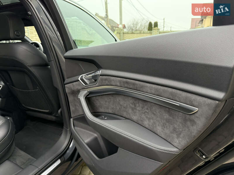 Внедорожник / Кроссовер Audi e-tron 2021 в Тернополе