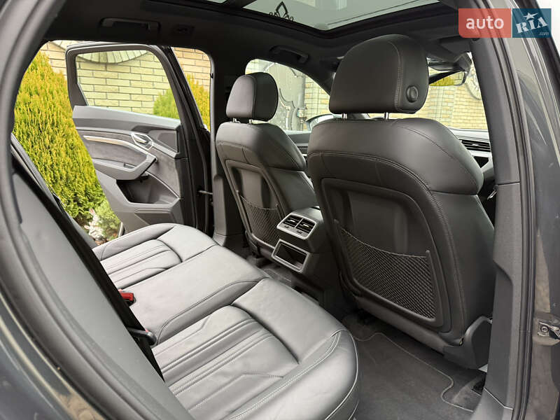 Внедорожник / Кроссовер Audi e-tron 2021 в Тернополе