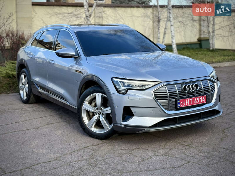Внедорожник / Кроссовер Audi e-tron 2020 в Днепре