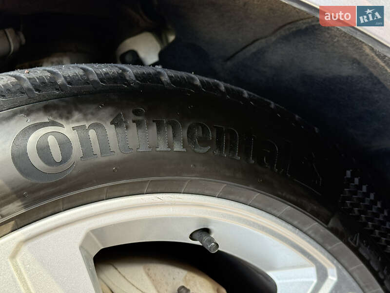 Внедорожник / Кроссовер Audi e-tron 2020 в Днепре