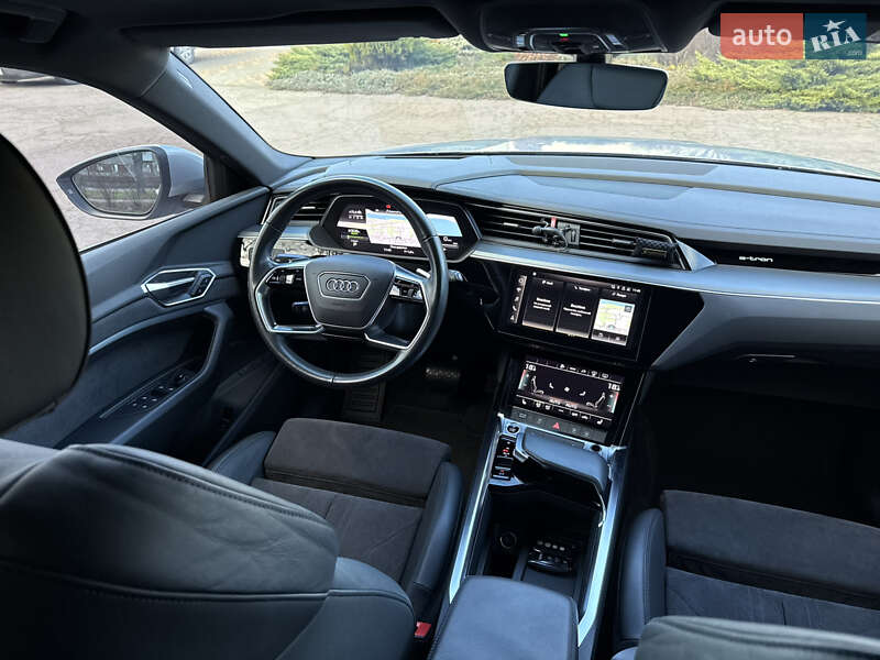 Внедорожник / Кроссовер Audi e-tron 2020 в Днепре