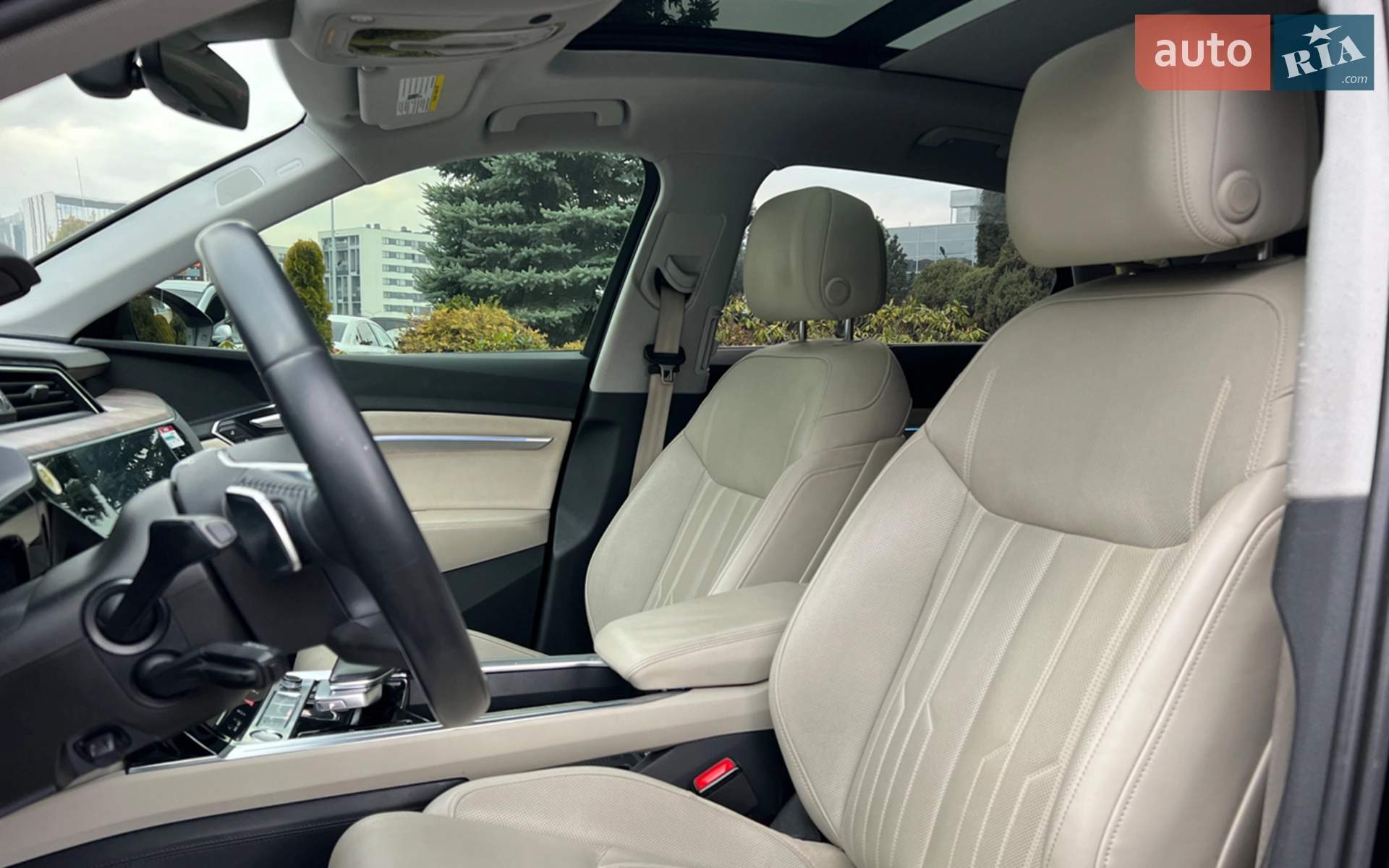 2019 Audi e-tron - мініатюра 9