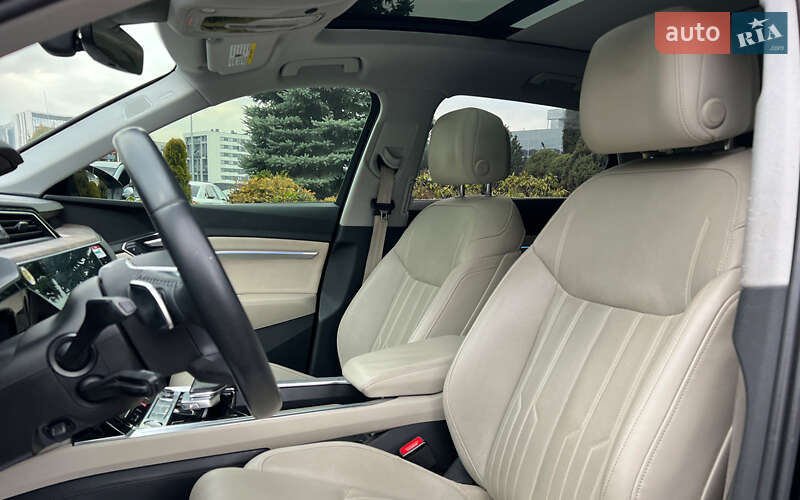Внедорожник / Кроссовер Audi e-tron 2019 в Львове фото 9 Внедорожник / Кроссовер Audi e-tron 2019 в Львове