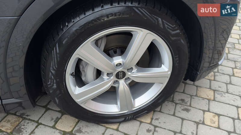 Внедорожник / Кроссовер Audi e-tron 2021 в Сваляве