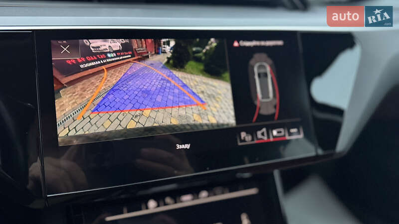 Внедорожник / Кроссовер Audi e-tron 2021 в Сваляве