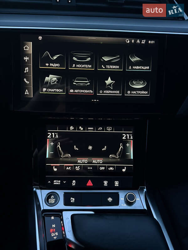 Внедорожник / Кроссовер Audi e-tron 2022 в Иршаве