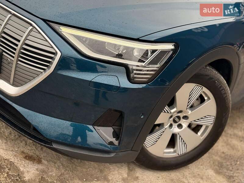 Внедорожник / Кроссовер Audi e-tron 2021 в Львове
