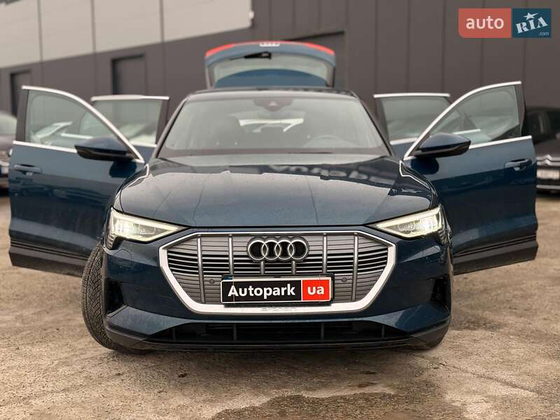 Внедорожник / Кроссовер Audi e-tron 2021 в Львове