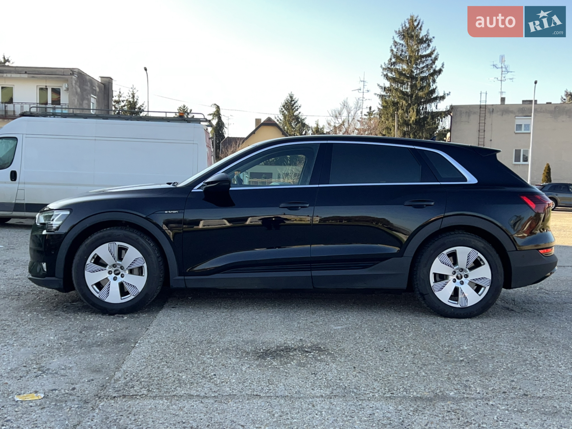 2022 Audi e-tron - мініатюра 3