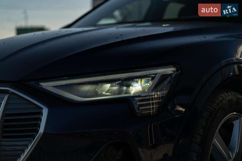 Внедорожник / Кроссовер Audi e-tron 2021 в Черновцах