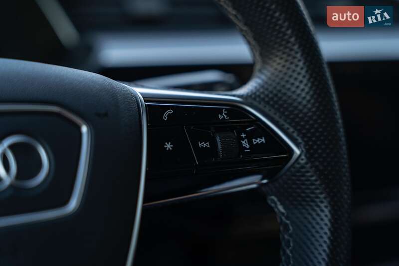 Внедорожник / Кроссовер Audi e-tron 2021 в Черновцах