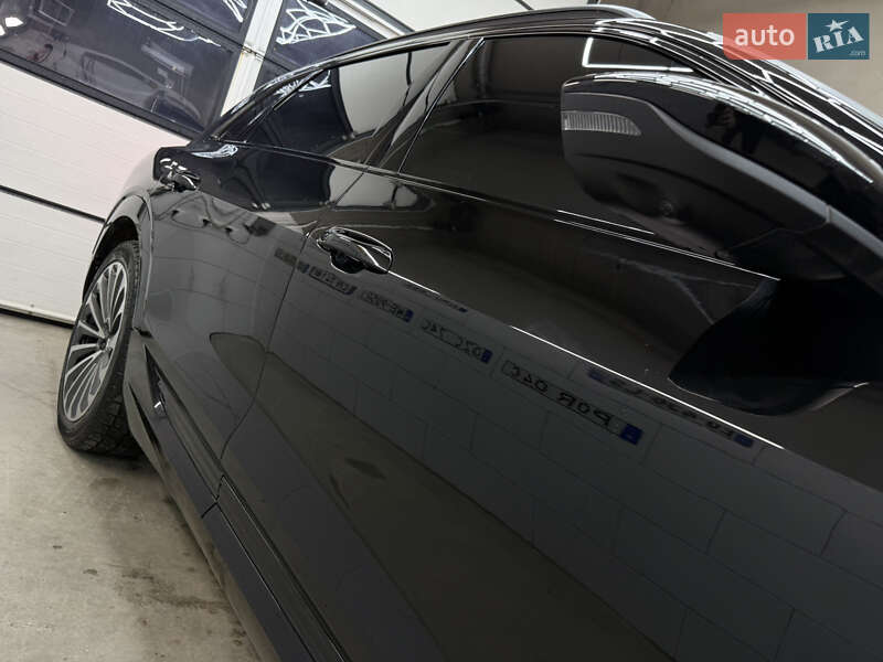 Позашляховик / Кросовер Audi e-tron 2019 в Дрогобичі