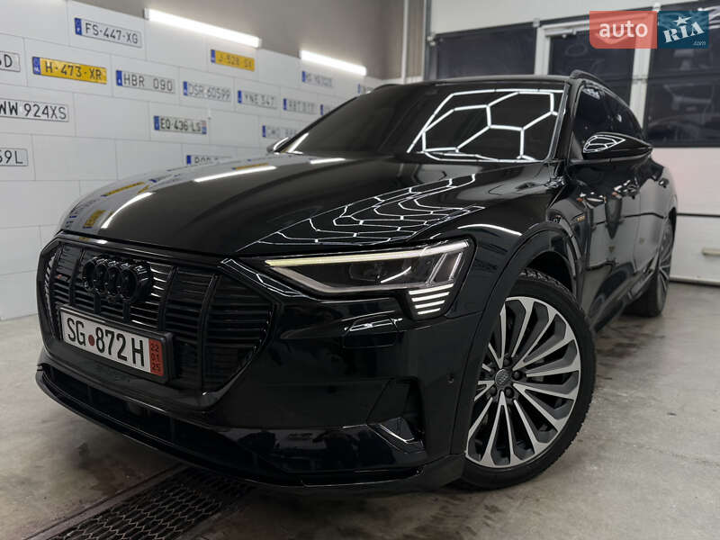Позашляховик / Кросовер Audi e-tron 2019 в Дрогобичі