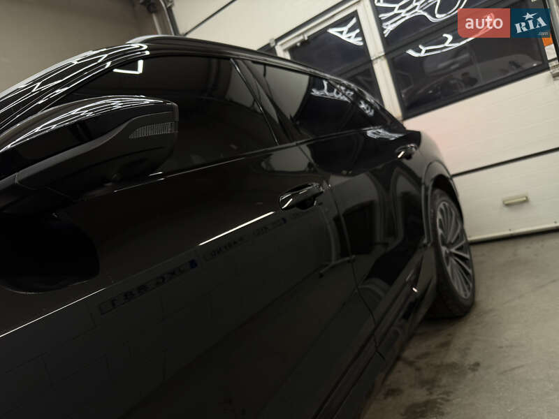 Позашляховик / Кросовер Audi e-tron 2019 в Дрогобичі