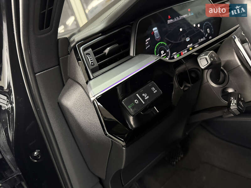 Позашляховик / Кросовер Audi e-tron 2019 в Дрогобичі