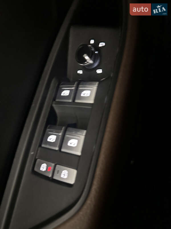 Внедорожник / Кроссовер Audi e-tron 2019 в Харькове