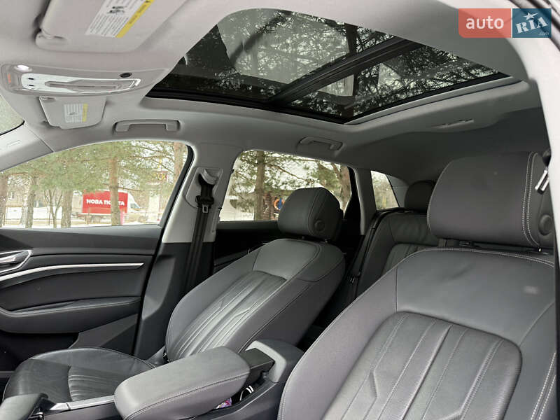 Внедорожник / Кроссовер Audi e-tron 2019 в Дрогобыче