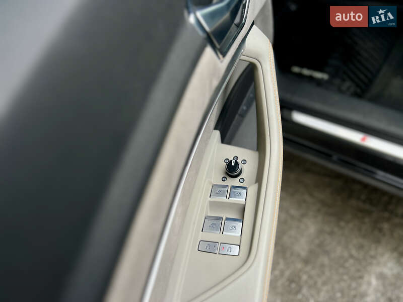 Внедорожник / Кроссовер Audi e-tron 2022 в Киеве