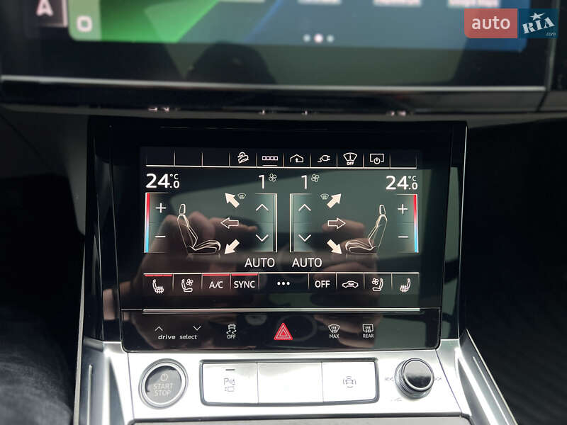 Внедорожник / Кроссовер Audi e-tron 2022 в Киеве