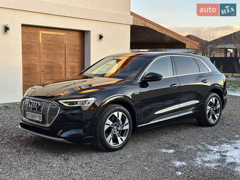 Внедорожник / Кроссовер Audi e-tron 2020 в Ужгороде