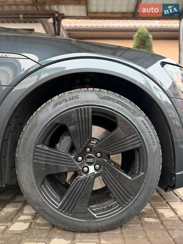 Позашляховик / Кросовер Audi e-tron 2021 в Кривому Розі фото 7 Позашляховик / Кросовер Audi e-tron 2021 в Кривому Розі