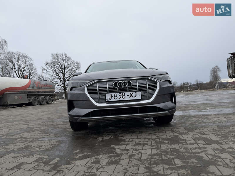 Позашляховик / Кросовер Audi e-tron 2020 в Калуші фото 5 Позашляховик / Кросовер Audi e-tron 2020 в Калуші